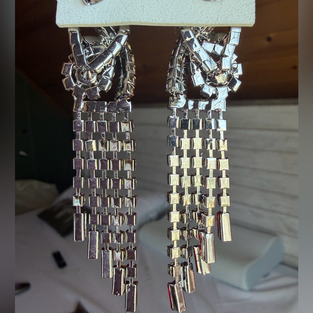Free People New On Card Follow The Rhythm Red Crystal Fringe Drop Earrings - Picture 7 of 10